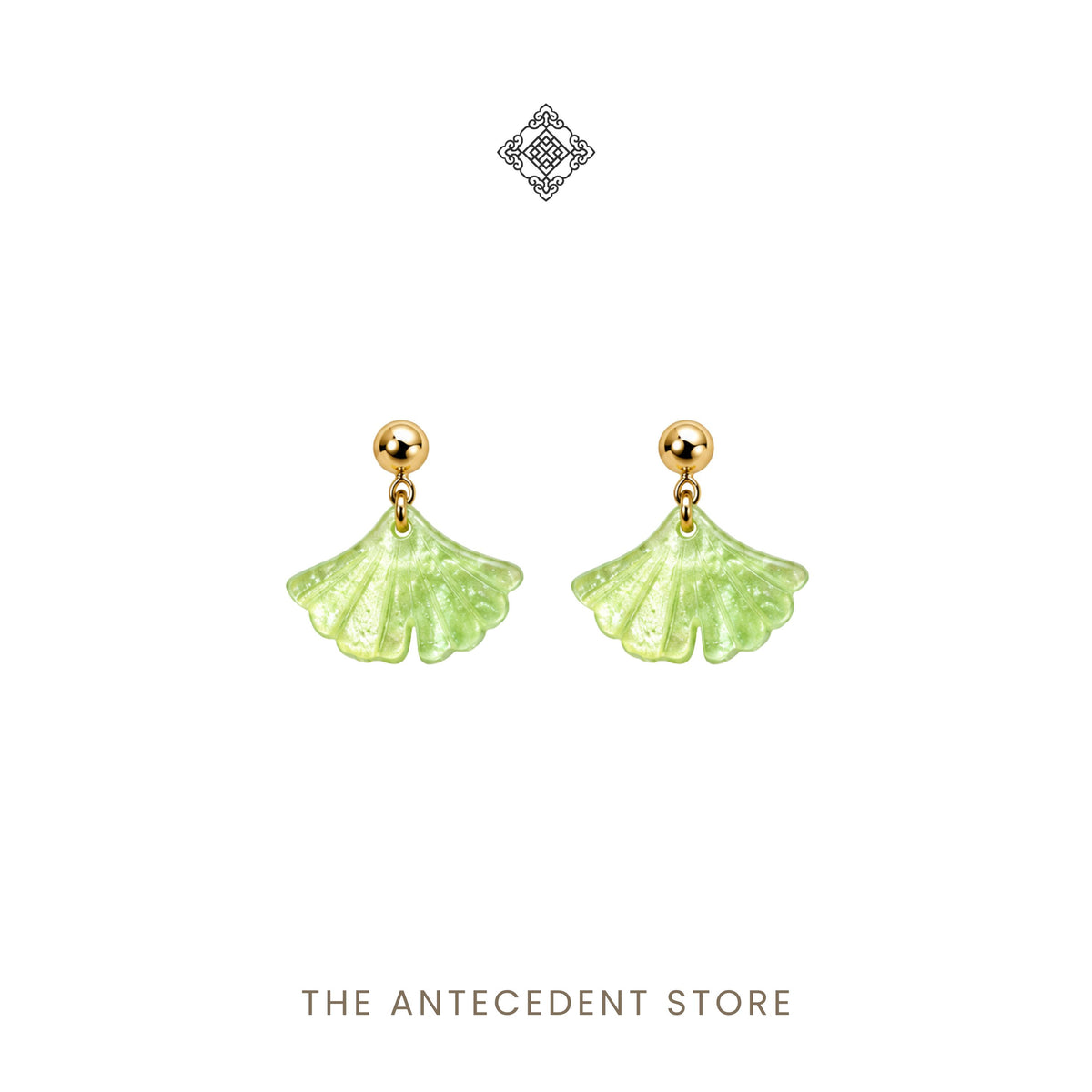 银杏 | Light Green Ginkgo Leaf Earrings