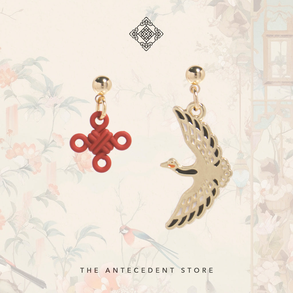 TAS CLASSIC: LOOK 15 ｜Asymmetrical Crane Earrings
