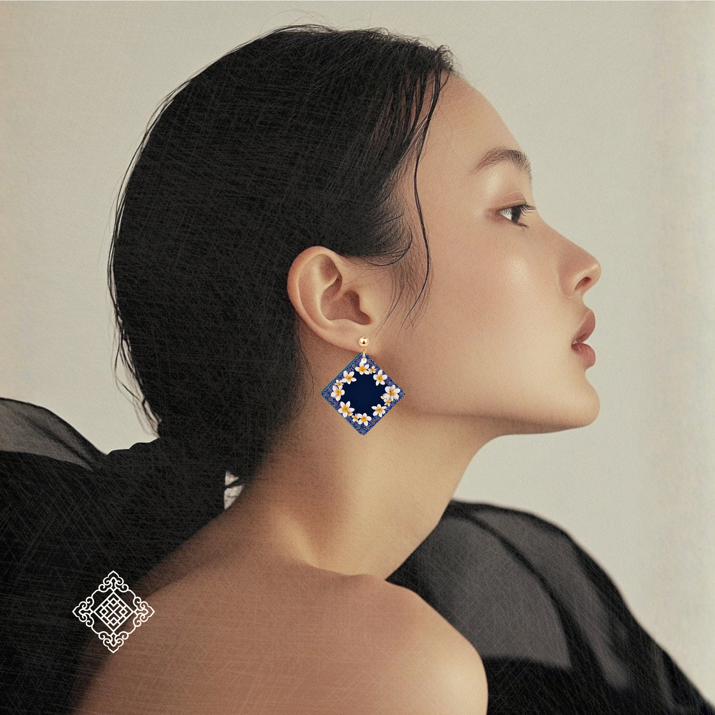 花映彩堂 | Frangipani Tile Earrings