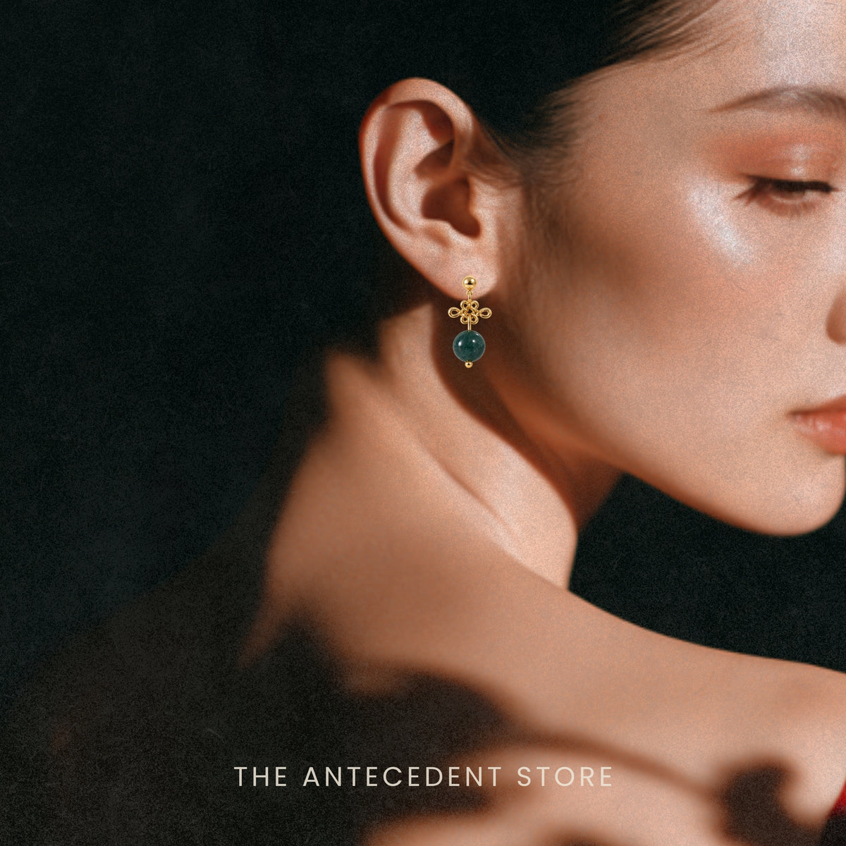 如意结 | Auspicious Ruyi Knot with Green Agate Earrings