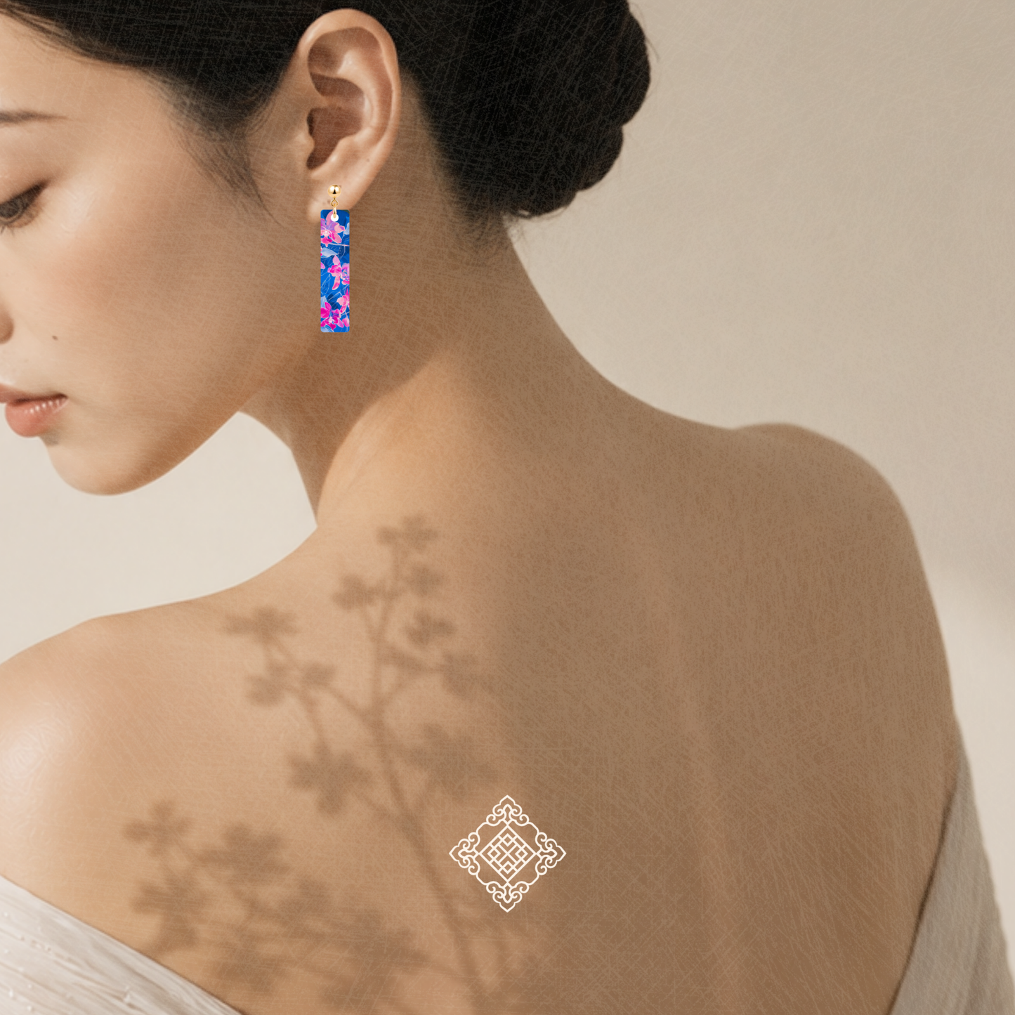 兰韵·盛放 | Vanda Miss Joaquim Orchid Earrings